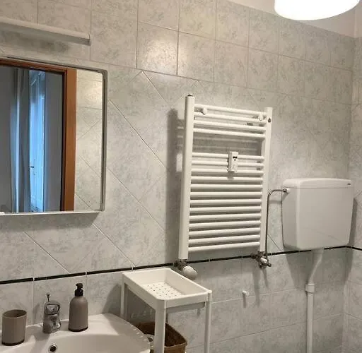 Monolocale Farini Petit Appartement Parme